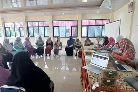 TP PKK Kelurahan Kukusan Kota Depok Bersiap Lomba Tingkat Provinsi Jawa