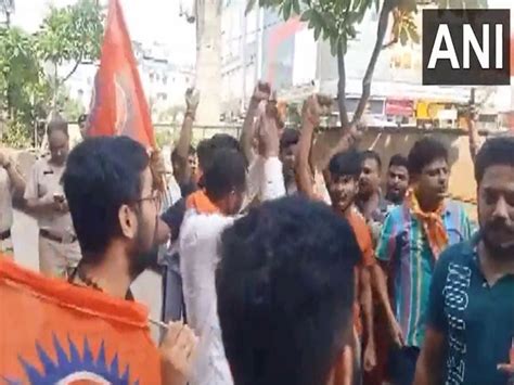 Bajrang Dal Vhp Protest Haryana Violence In Capital Delhi Police Beefs Up Security Headlines