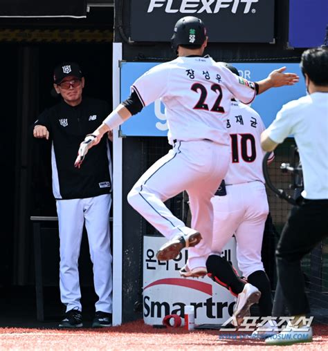 3번 강백호 4번 박병호 새 외국인 선수 2명 합류 Kt의 시즌은 이제 시작이다