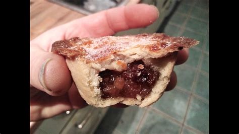 Homemade Deep Fill Mince Pies Cooked In The Ninja Foodi Max Air Fryer And Grill Youtube