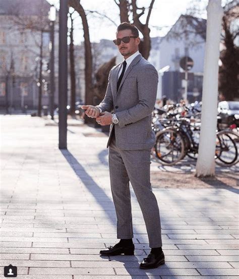 30 Best Charcoal Grey Suits With Black Shoes For Men Grey Suit Shoes