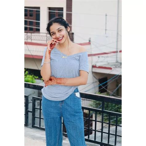 7 Hot Sexy Muskan Ballu Bikini Pics