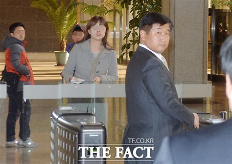 십상시 정윤회 비선 실세 의혹은 모두 허위 정치 기사 더팩트