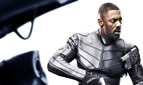 Szybcy I W Ciekli Hobbs I Shaw Idris Elba Z Miotaczem Ognia