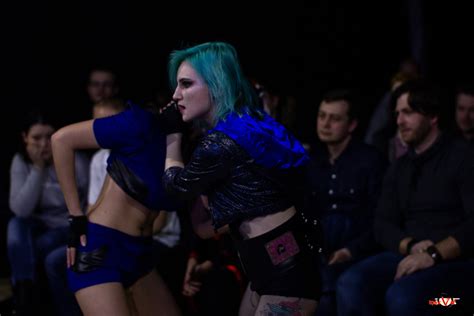 Valerie O'Shee. (Russian wrestler) : r/Fwresters_abs_Bellies