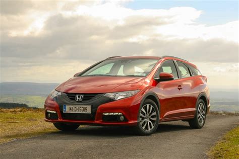 Honda Civic Tourer | Reviews | Complete Car