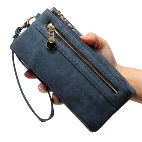 Womens Wallet Zipper | NAR Media Kit