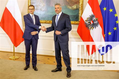 Vienna Karl Nehammer Receives Mateusz Morawi Imago