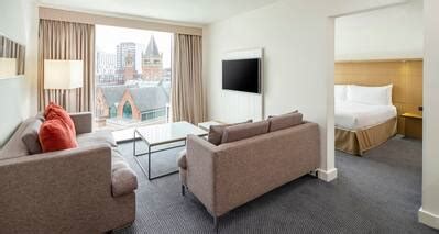 Manchester Hotels - DoubleTree Manchester Piccadilly - UK