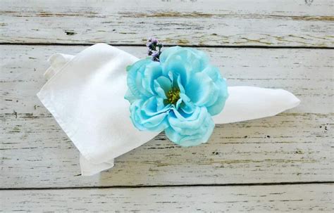 Easy Flower Napkin Ring Diy Adorn The Table