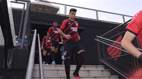 Athletico Paranaense Site Oficial Piazada Enfrenta O Corinthians De