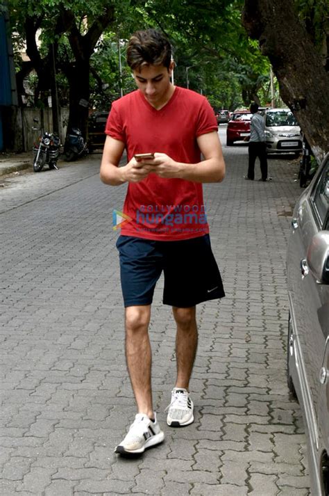 Saif Ali Khans Son Ibrahim Ali Khan Snapped In Mumbai 3 Ibrahim