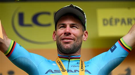 Tour De France Winner Mark Cavendish Shares Ultra Rare Photo Of Four