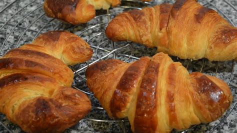 Receita dos Croissants Folhados super estaladiços