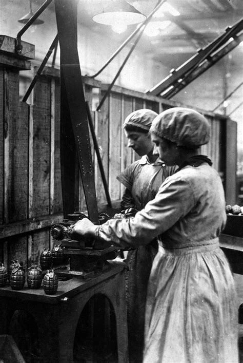 Women In Munitions During The First World War Our Stories Falkirk