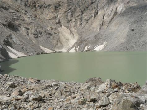 A Faire Le Lac Et Le Refuge Du Pav Randonn E