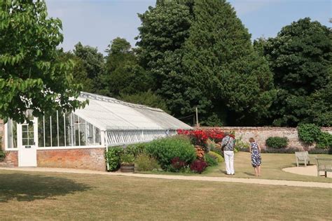 Visiting the Real Downton Abbey: Highclere Castle