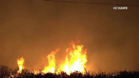 Fairview Fire In Hemet Burning Over 27 000 Acres Nbc Los Angeles