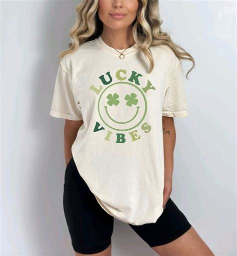 Lucky Vibes Smiley Face St Patricks Day Oversized Comfort Colors Shirt