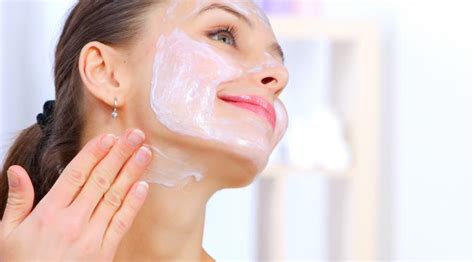 6 Yang Perlu Diperhatikan Sebelum Melakukan Facial Tampil Cantik