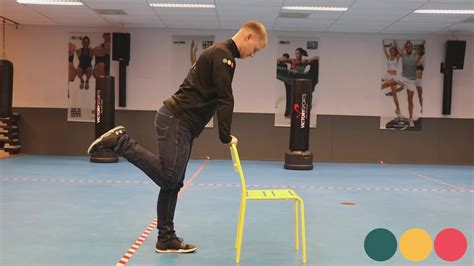 Flexie Extensie Knie Staand Fysio Fitaal Fysiotherapie Uit