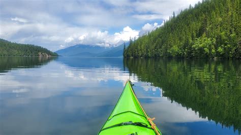 Experience Clearwater Lake Wells Gray Provincial Park British