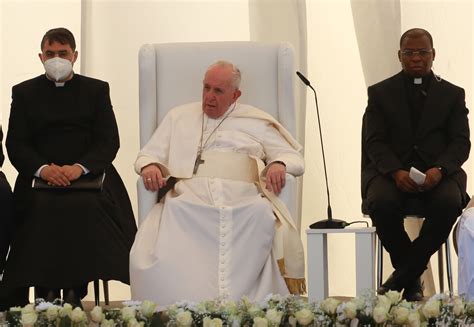 Pope Francis Meets Iraqs Top Shia Cleric Sistani