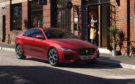 Jaguar Xe Photos The Car Guide