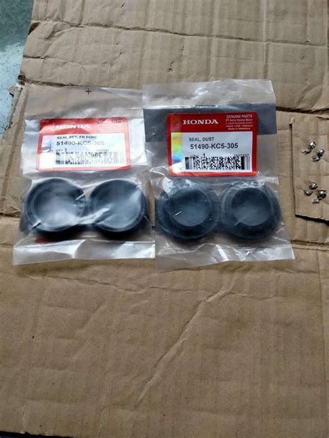 Jual Honda Genuine Part Seal Shock Seal Tutup Abu For Tiger Mega Pro