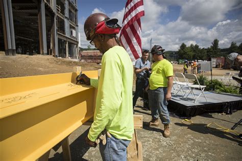 Workers Celebrated In ‘topping Ceremony For Appalachians Beaver