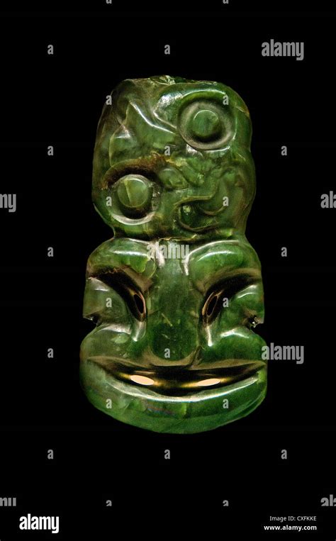 Maori Greenstone Tiki Hi Res Stock Photography And Images Alamy