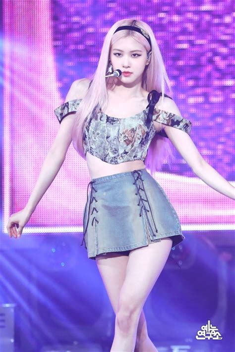 Blackpink Rose朴彩英分享说 她很怀念那些还是练习生的时光 即时尚