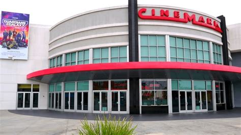 10 Cinemark Pike Outlets Royalty-Free Photos and Stock Images ...