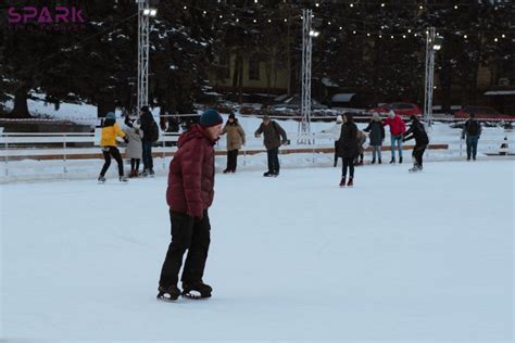 Best 8 Ice Skating Tips For Beginners Spark Limo Tourism Some