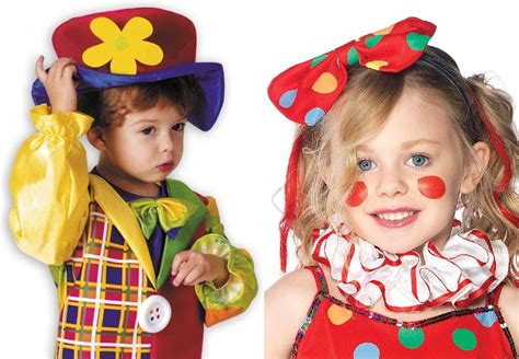 Il Vestito Da Pagliaccio Per Carnevale Per Bambini E Neonati