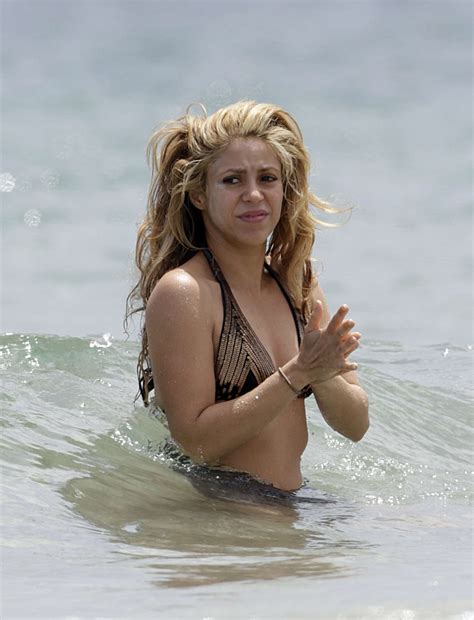 Shakira In Bikini Top 2016 26 Gotceleb