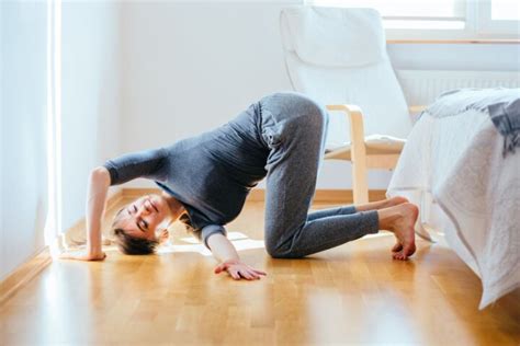 8 Morning Stretches You Should Do Every Day, Says a PT