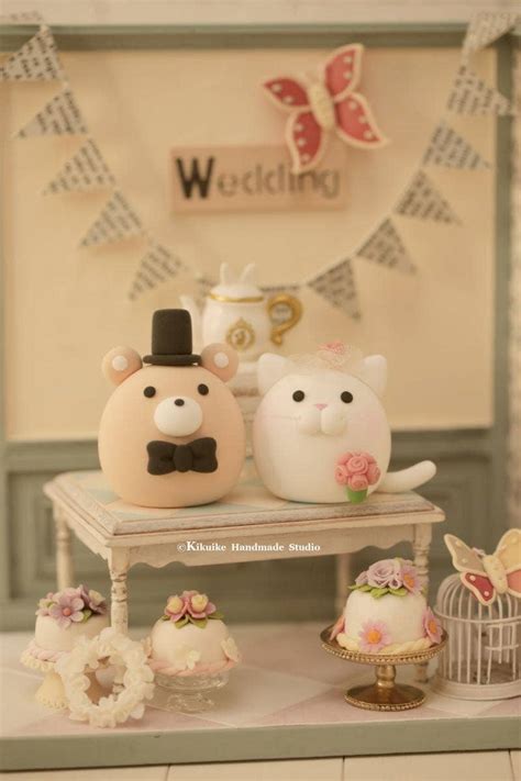 31 Best Wedding Cake Toppers Of All Time Yourtango