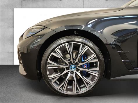 BMW i4 eDrive 40 M Sport Pro Hedin Automotive Bachenbülach