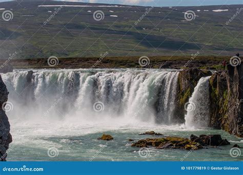 Cascada Godafoss En Islandia Del Norte Imagen De Archivo Imagen De