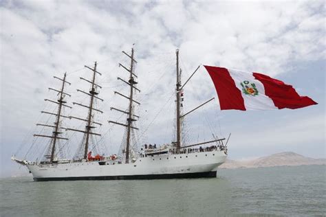 Buque Peruano Unión dará la vuelta al mundo por primera vez