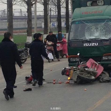 洋縣到漢中一摩托車與郵車相撞 每日頭條