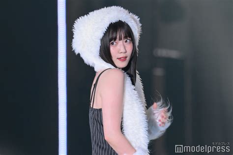 画像2547 鈴木愛理、アイナ・ジ・エンド＆長屋晴子とカラオケへ 歌姫3人の交流に「すごい組み合わせ」と反響 モデルプレス