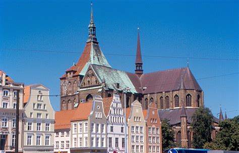 Rostock Neuer Markt And Marienkirche Marienkirche St Ma Flickr