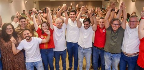 Federação Psol Rede oficializa apoio a pré candidatura de Elias Gomes à