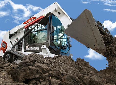 The Ultimate Guide for First-Time Bobcat Machine Buyers | Bobcat ...