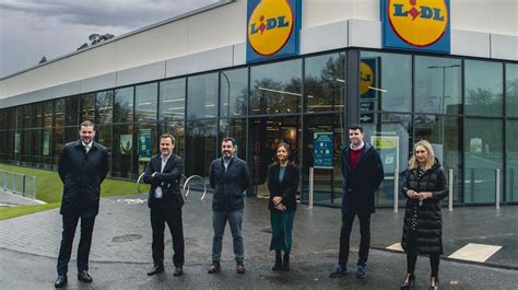 Lidl Abre En A Estrada Un S Per Con Puntos De Carga Para Coches El Ctricos