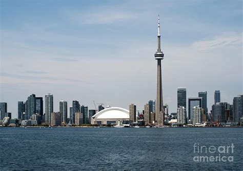 Toronto Skyline Drawing at PaintingValley.com | Explore collection of Toronto Skyline Drawing