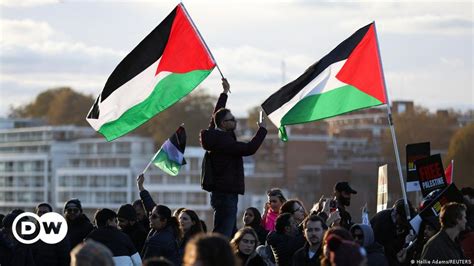 Uk Thousands Rally For Gaza Cease Fire On Armistice Day Dw