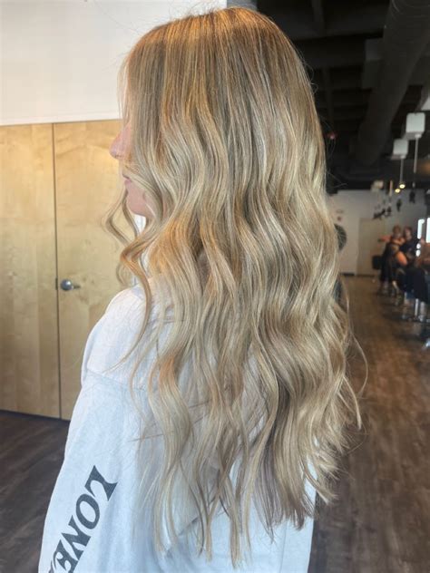 Warm Blonde Summer Hair Hair Blonde Hair Inspiration Cute Girls